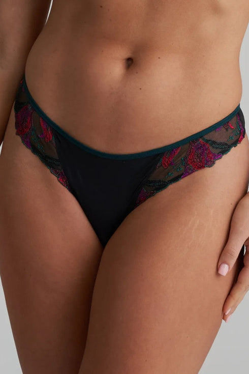 Marie Jo Yoly Thong